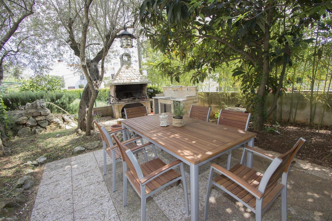 Apartments Rajci روفينج المظهر الخارجي الصورة