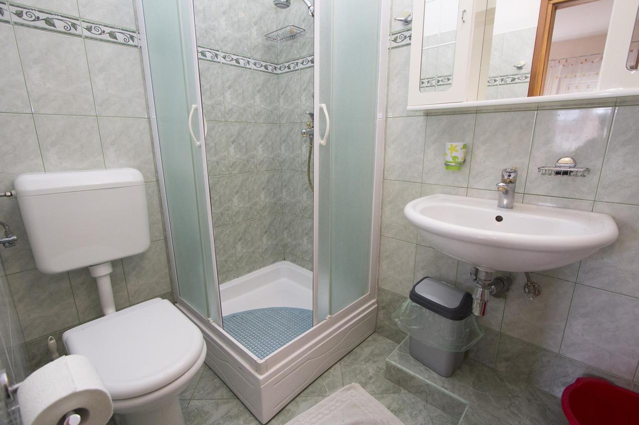 Apartments Rajci روفينج المظهر الخارجي الصورة