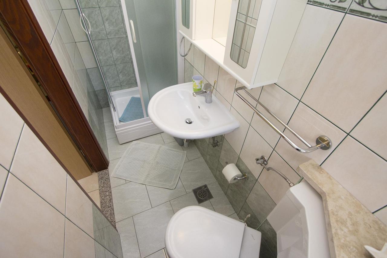 Apartments Rajci روفينج المظهر الخارجي الصورة
