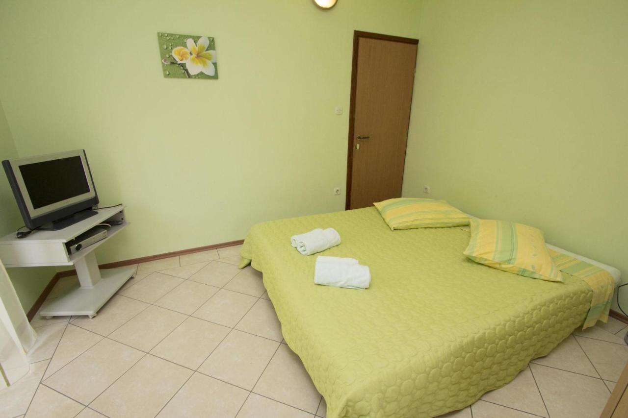 Apartments Rajci روفينج المظهر الخارجي الصورة