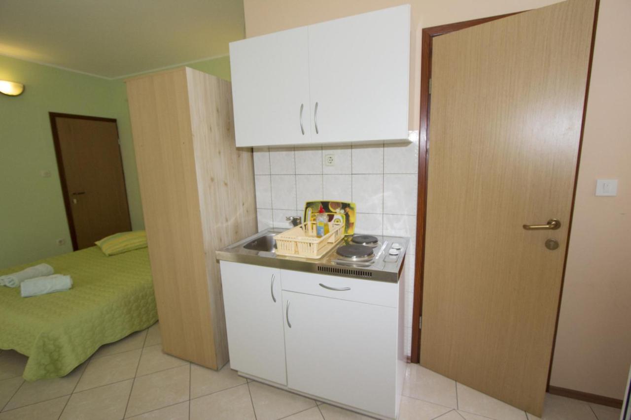 Apartments Rajci روفينج المظهر الخارجي الصورة